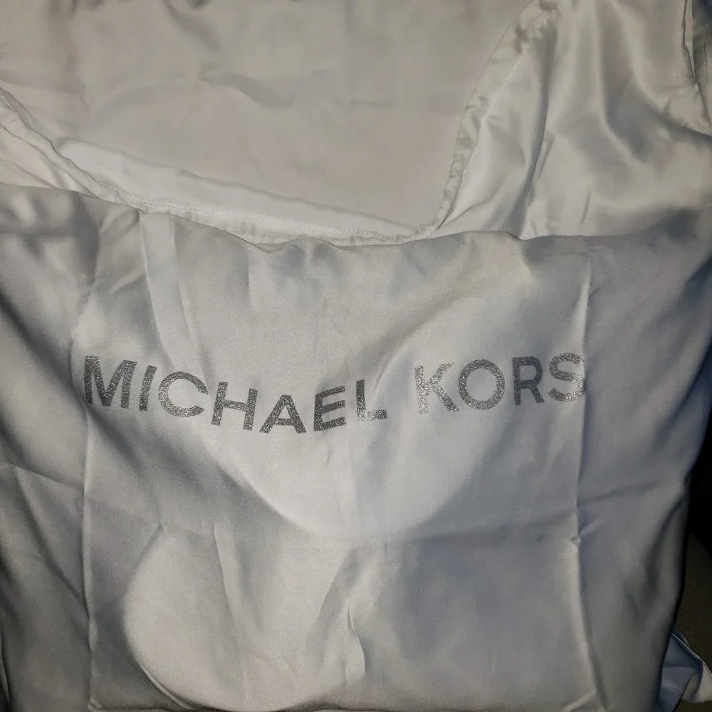 Michael Kors - Picture 4 of 8